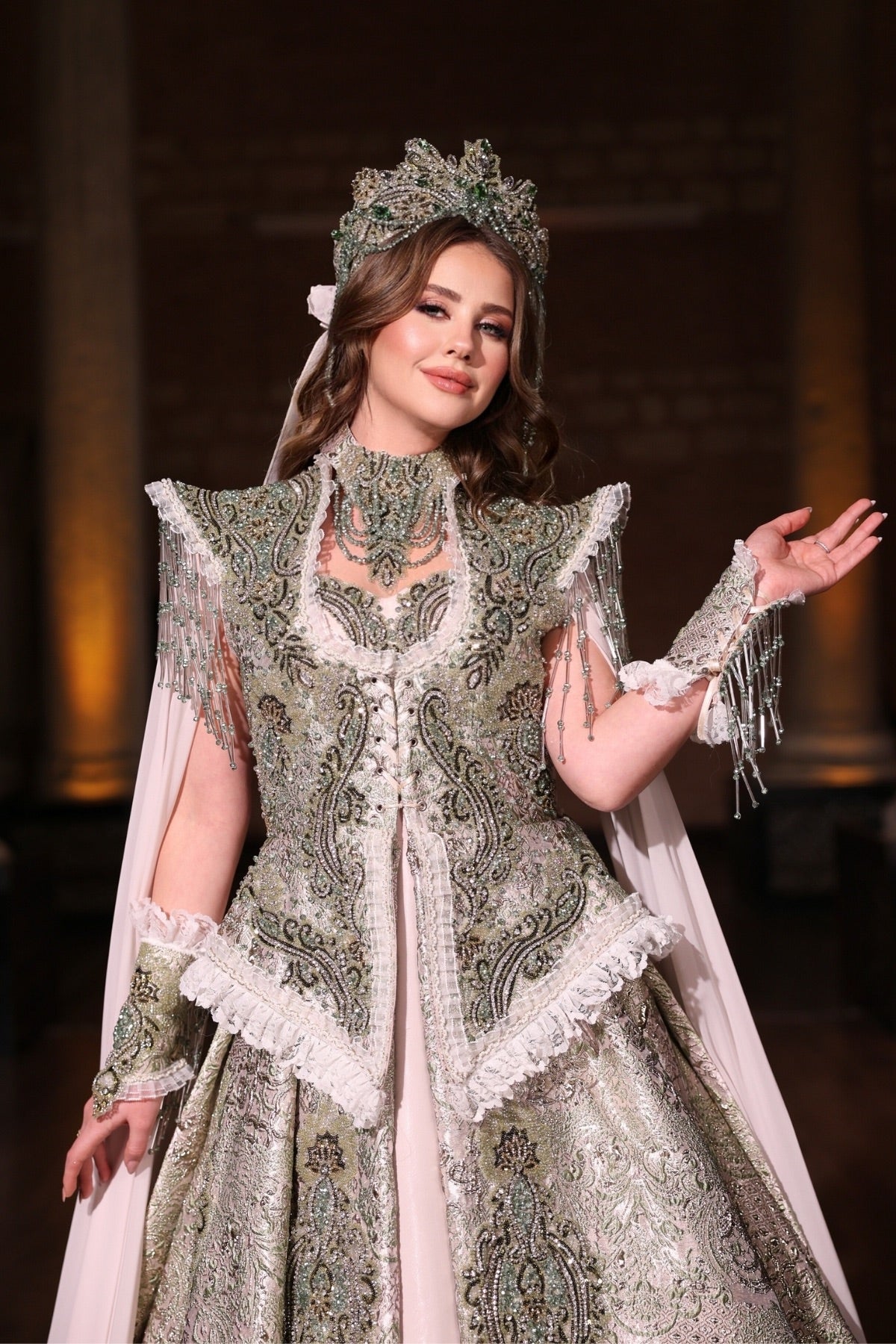 YEŞİM YEŞİL KREM YÖRESEL KAFTAN