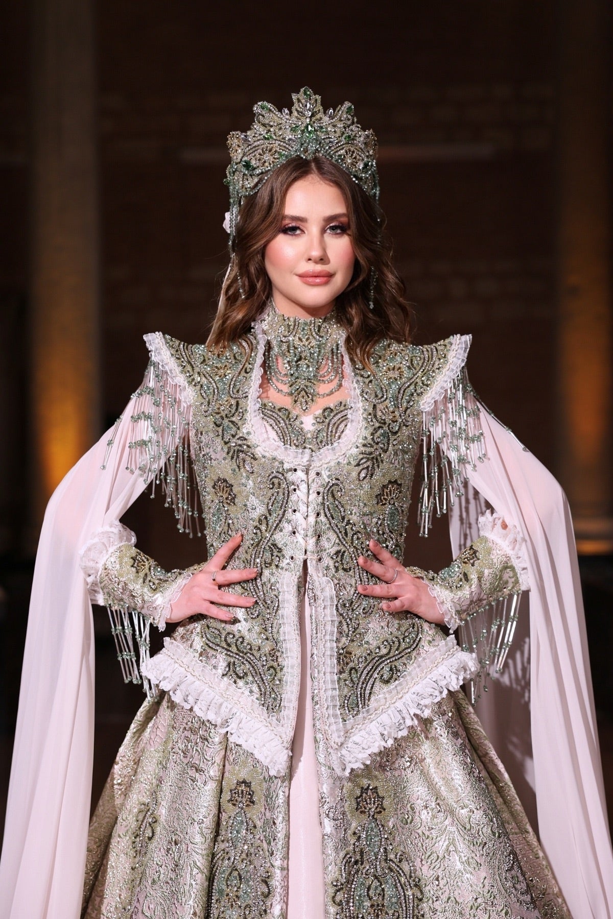 YEŞİM YEŞİL KREM YÖRESEL KAFTAN