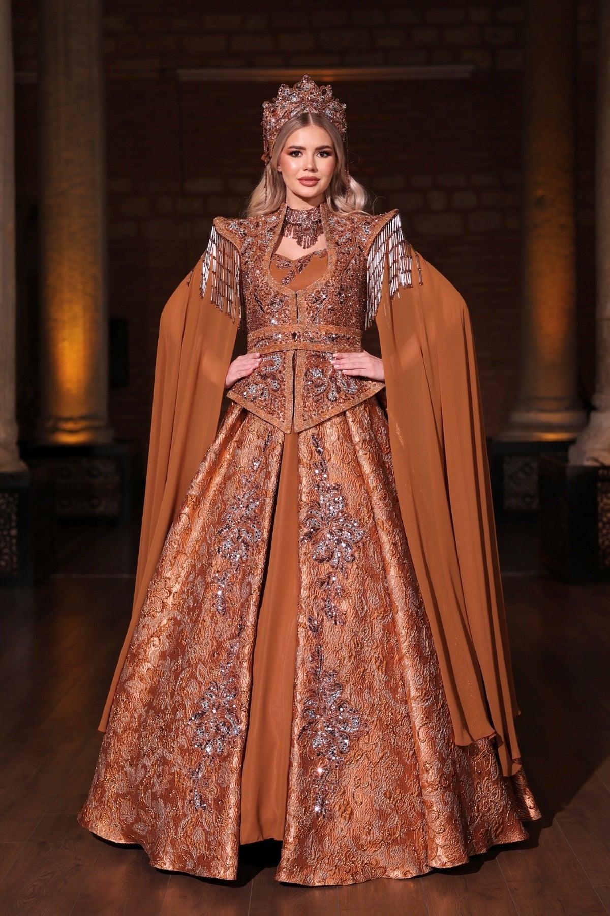 KUM TARÇIN YÖRESEL KAFTAN