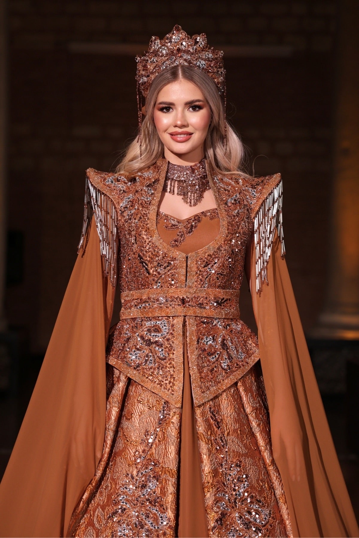 KUM TARÇIN YÖRESEL KAFTAN