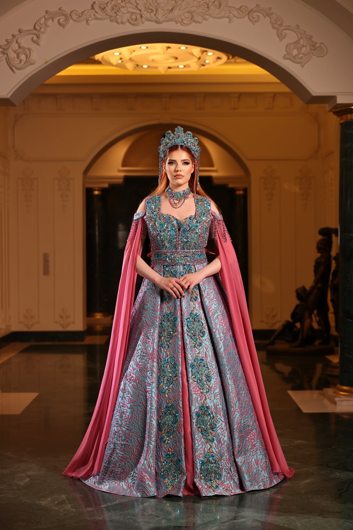 DÜŞÜK KOL M YAKA YÖRESEL KAFTAN